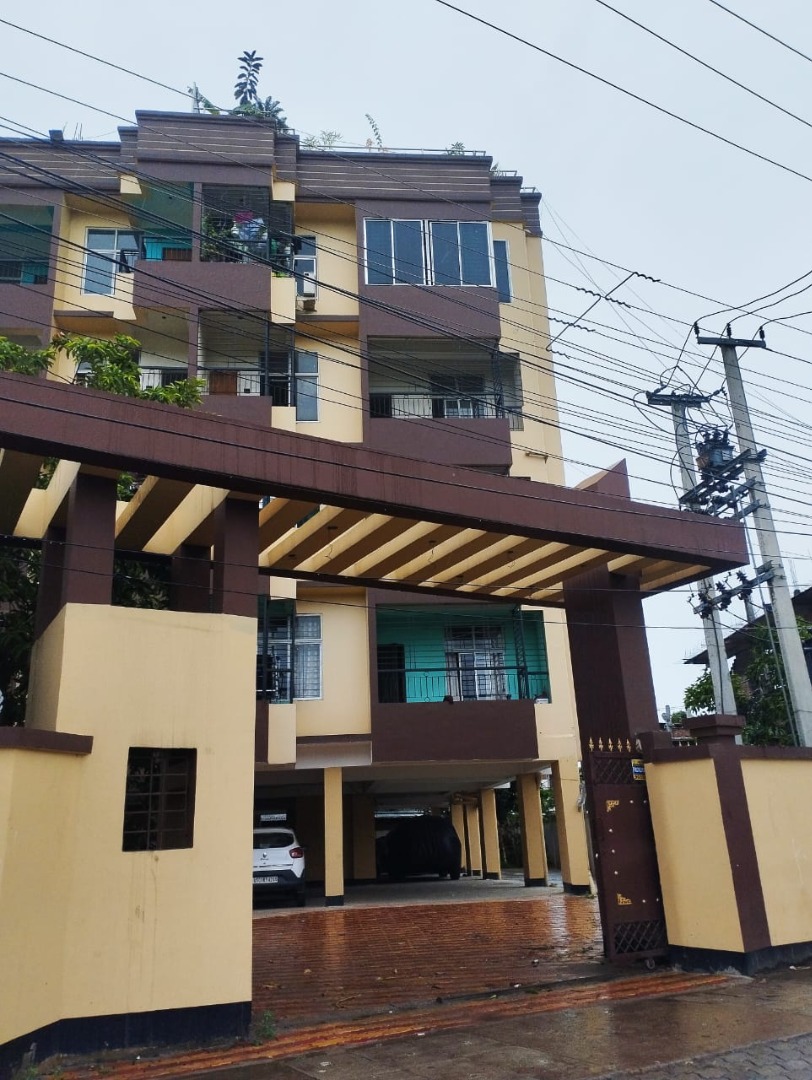 Unfurnished 3bhk in DakhinGaon, Kahilipara, Guwahati, Assam, India for Rent